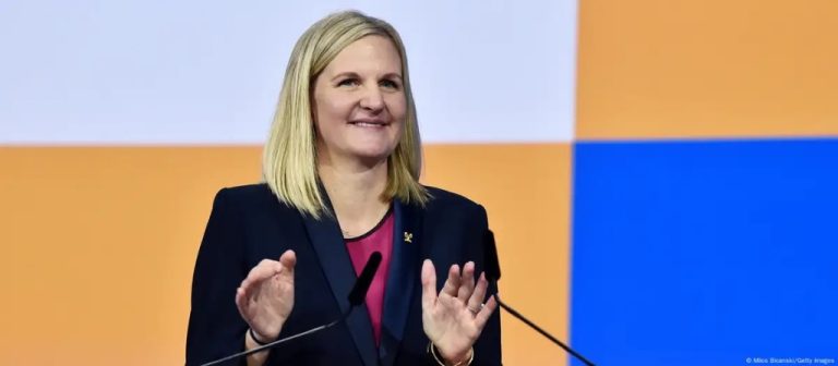 71989157_1004-ezgif.com-webp-to-jpg-converter