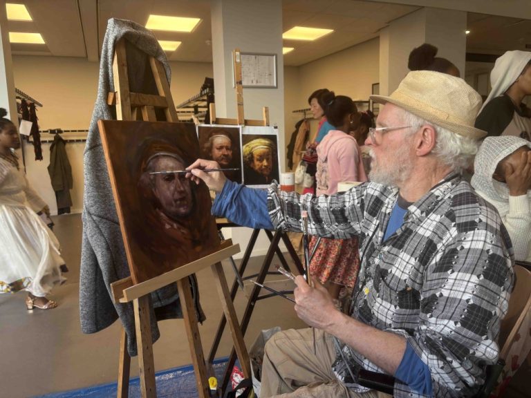 performance Apeldoorn voor galerie Art Fra