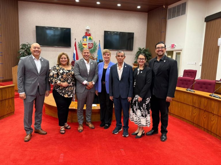 55179828543_d7321d6bc3_h